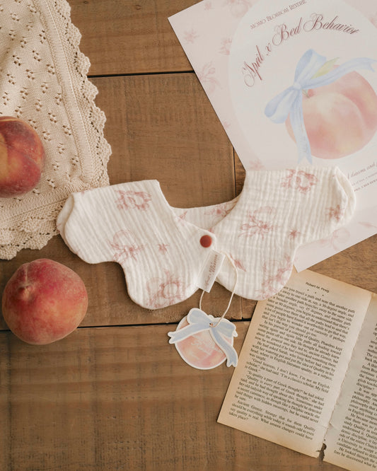 BB x April 🍑 紗棉花瓣口水巾 - PEACH WHISPER