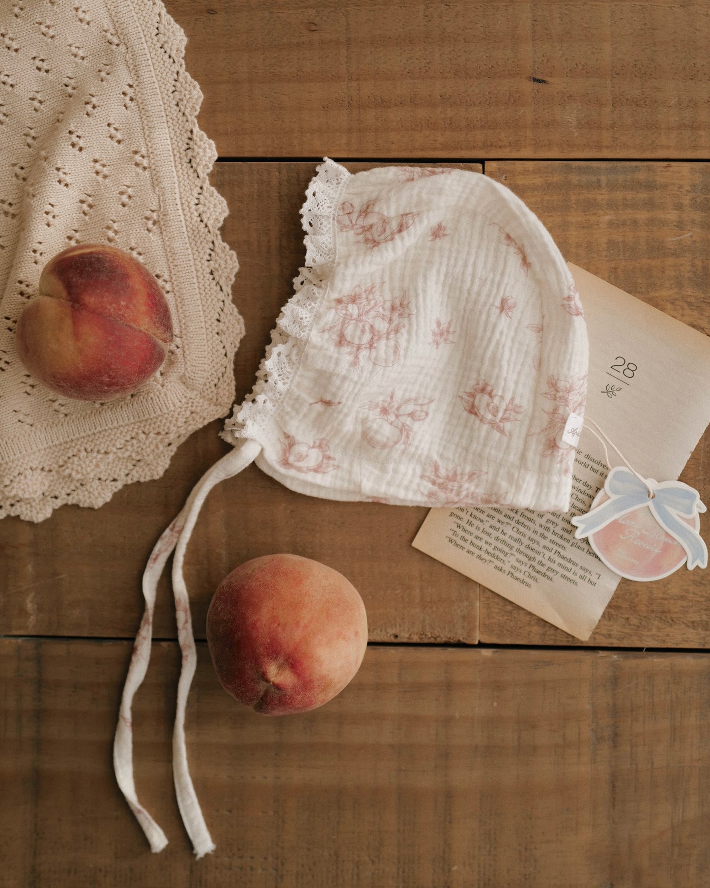 BB x April 🍑 紗棉荷葉邊嬰兒帽 - PEACH WHISPER
